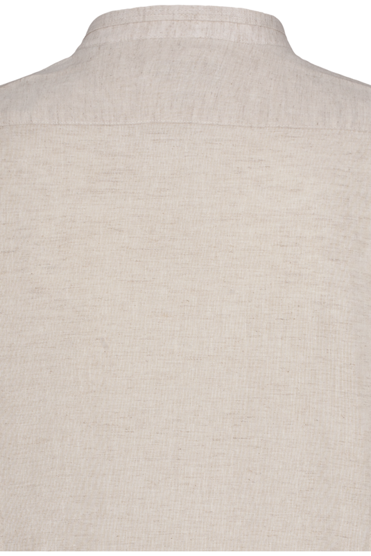 Herren Trachtenhemd mit Stehkragen Gweih & Silk ALPSEE 04/251 in SAND - Rückansicht Detail oben