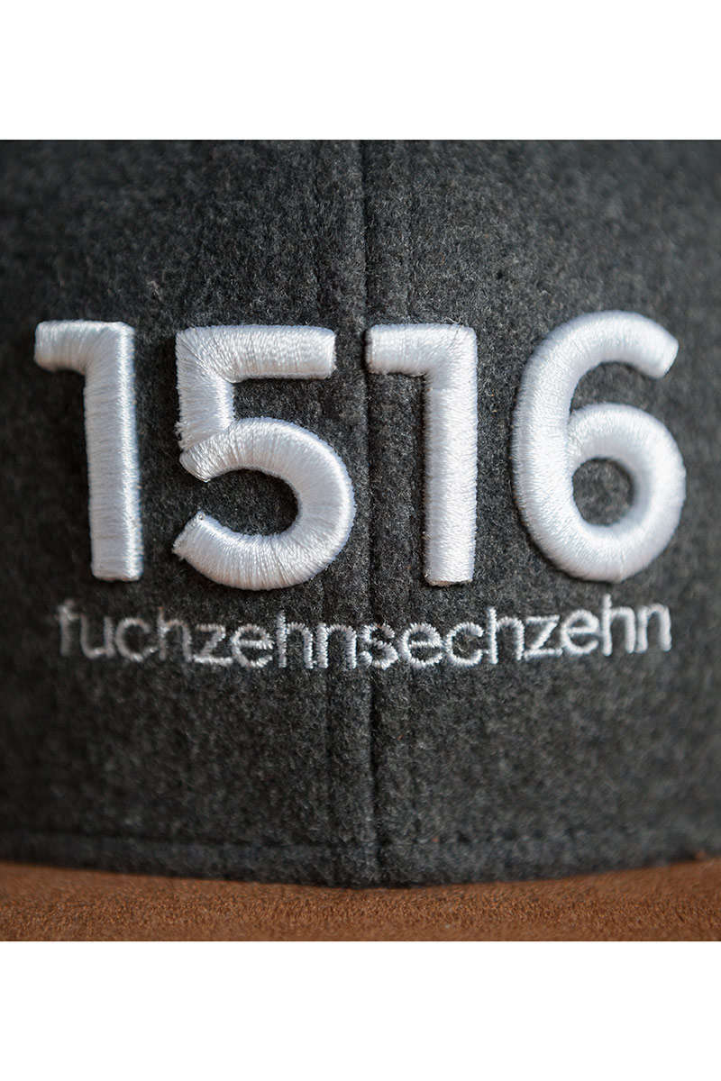 Snapback Cap 1516 anthrazit mit weier Stickerei Bild 2